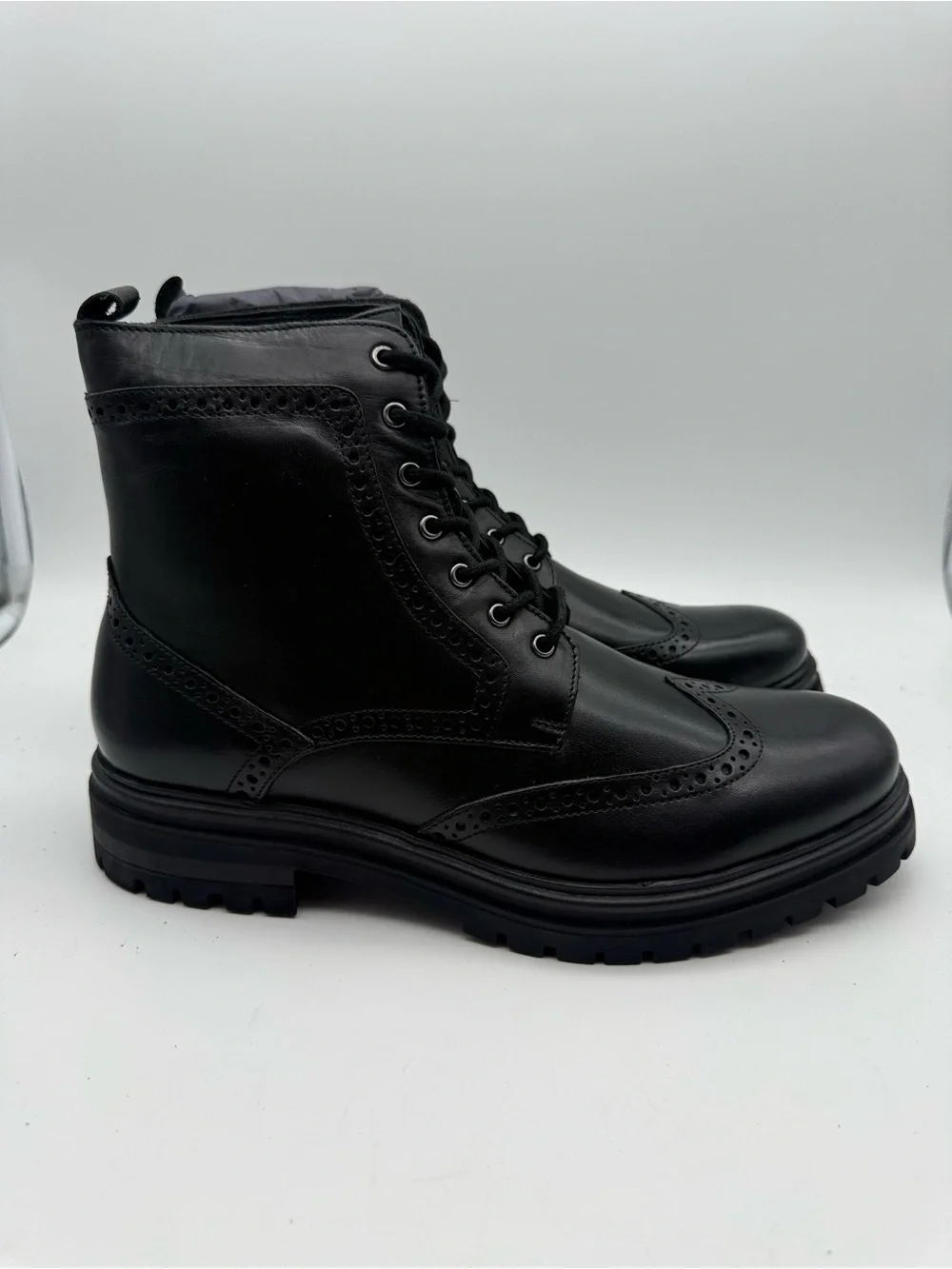 BRAND NEW Express Wingtip Combat Boots Black Leather Lug Sole Size 11